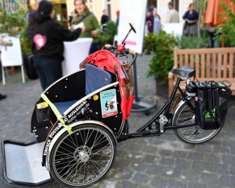 Rikscha mit Elektroantrieb